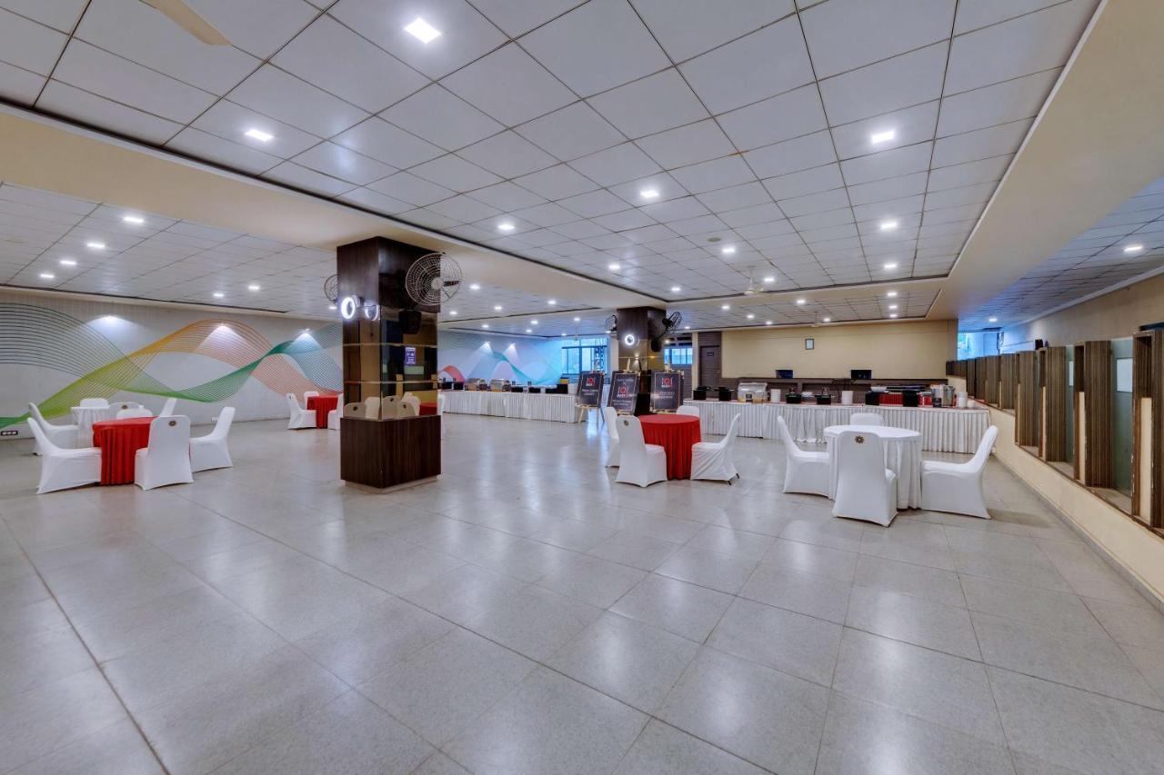 Grand Fortune Beacon, Ichalkaranji Hotell Exteriör bild