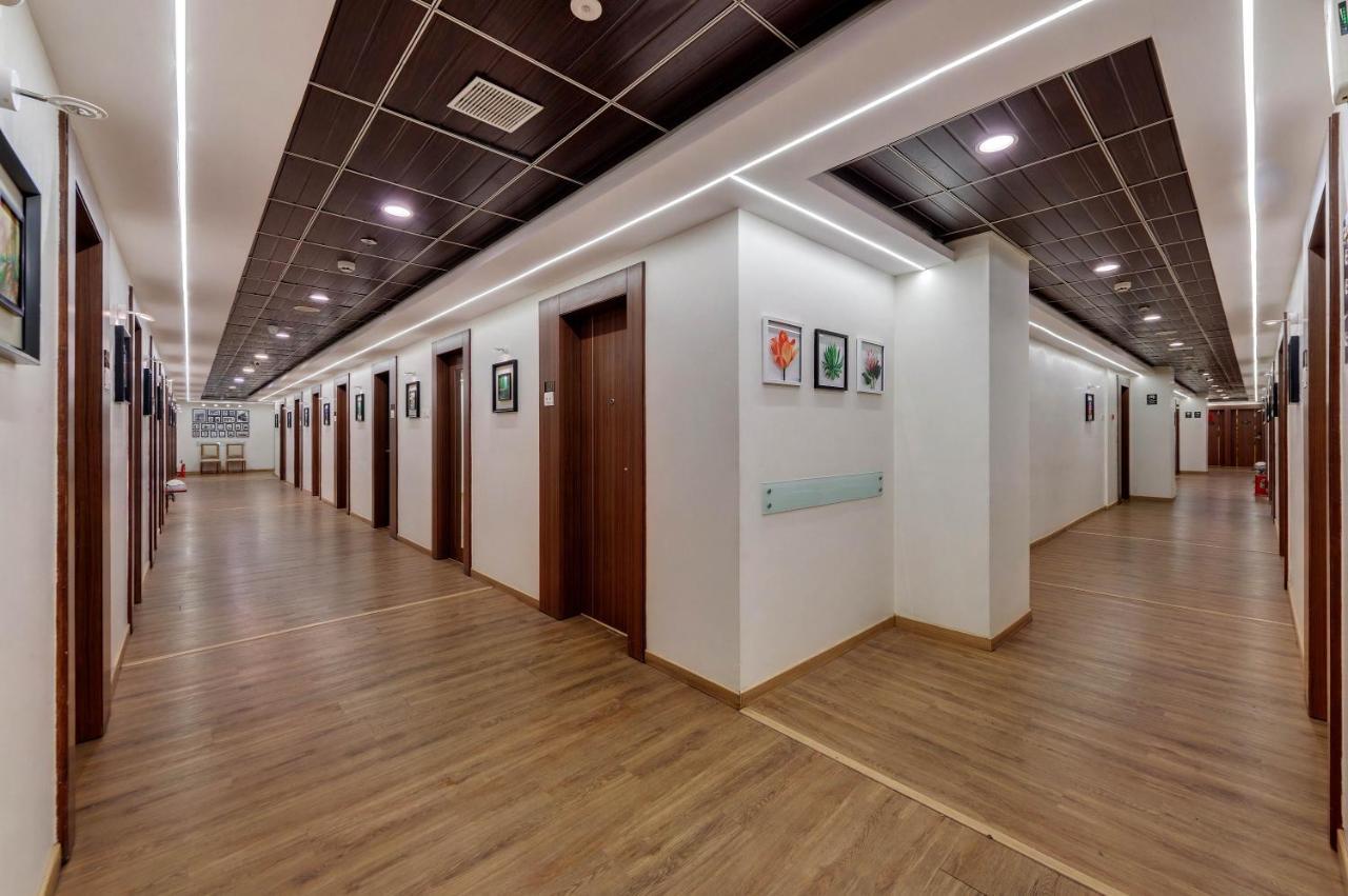 Grand Fortune Beacon, Ichalkaranji Hotell Exteriör bild