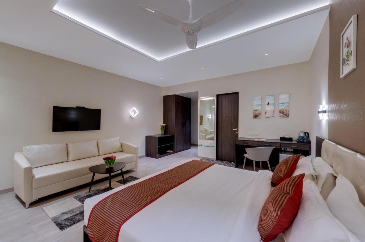 Grand Fortune Beacon, Ichalkaranji Hotell Exteriör bild