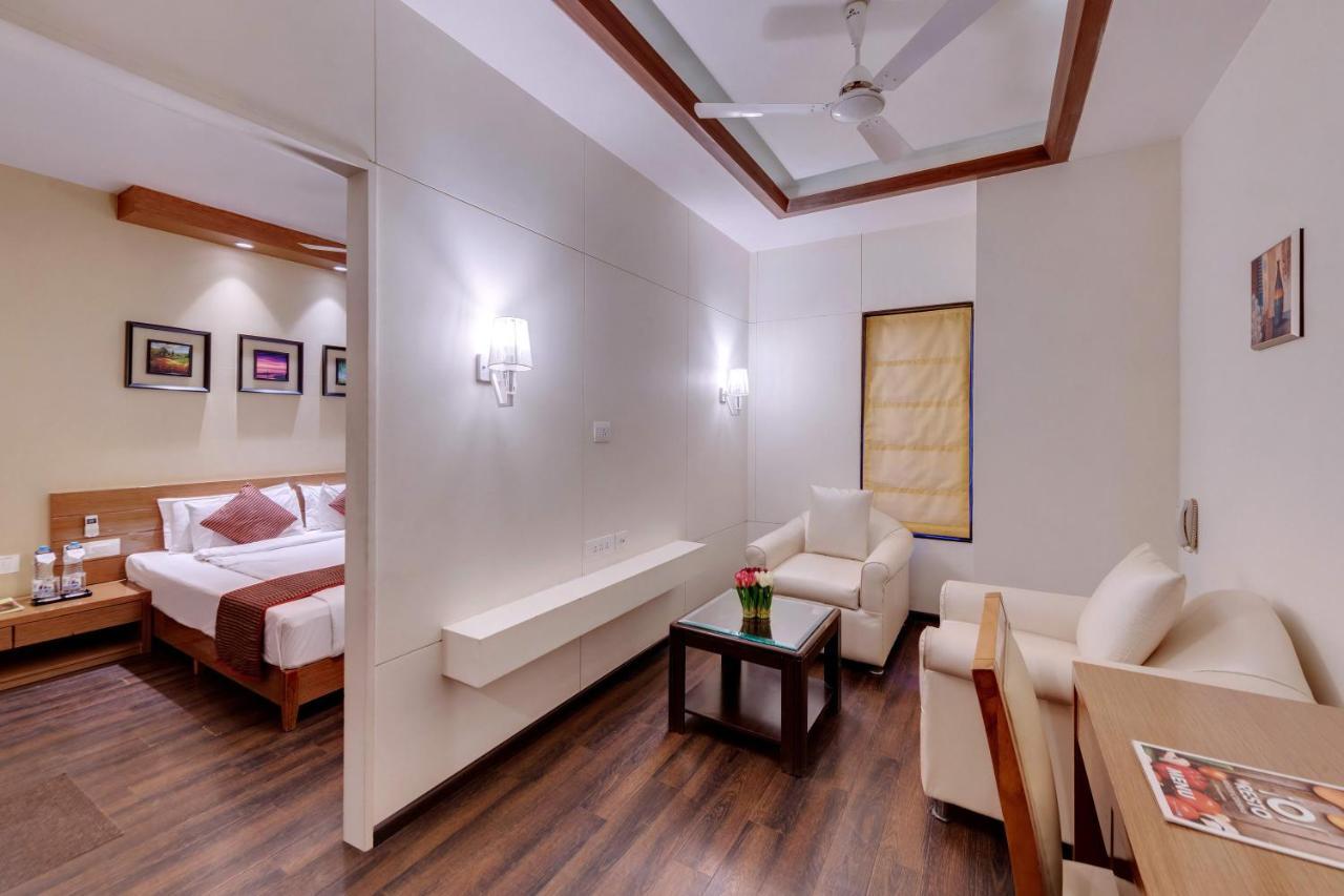 Grand Fortune Beacon, Ichalkaranji Hotell Exteriör bild